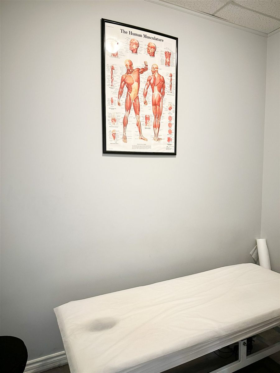 Platinum Physiotherapy treatment room
